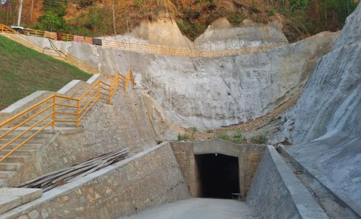 churiyamnai-tunnel