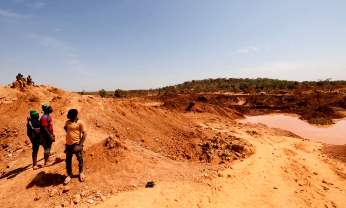 Deadly Collapse at Illegal Gold Mine in Mali Claims 48 Lives