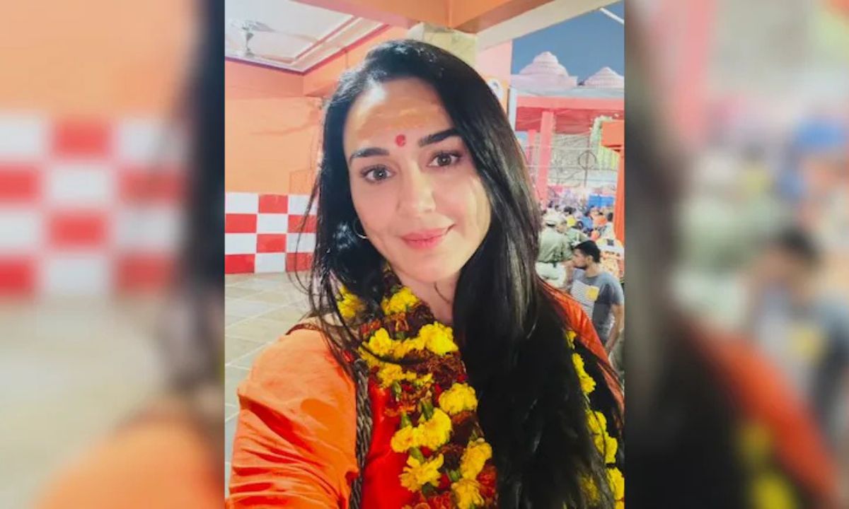 Preity Zinta Responds to Trolls After Mahakumbh Visit