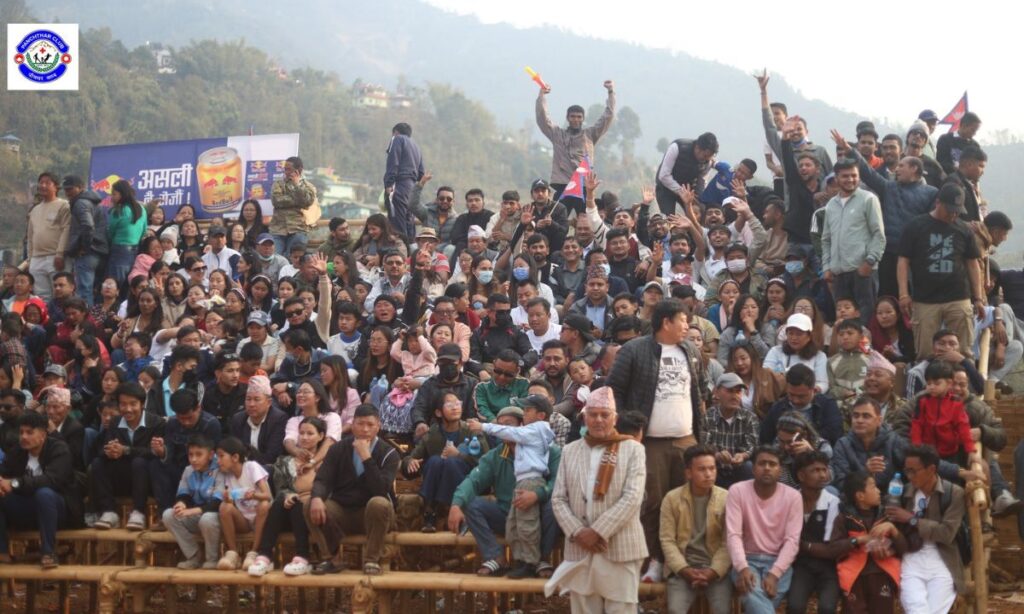 Crowd 2