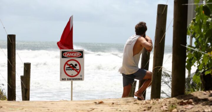 Cyclone Alfred Moves Toward Southeast Queensland