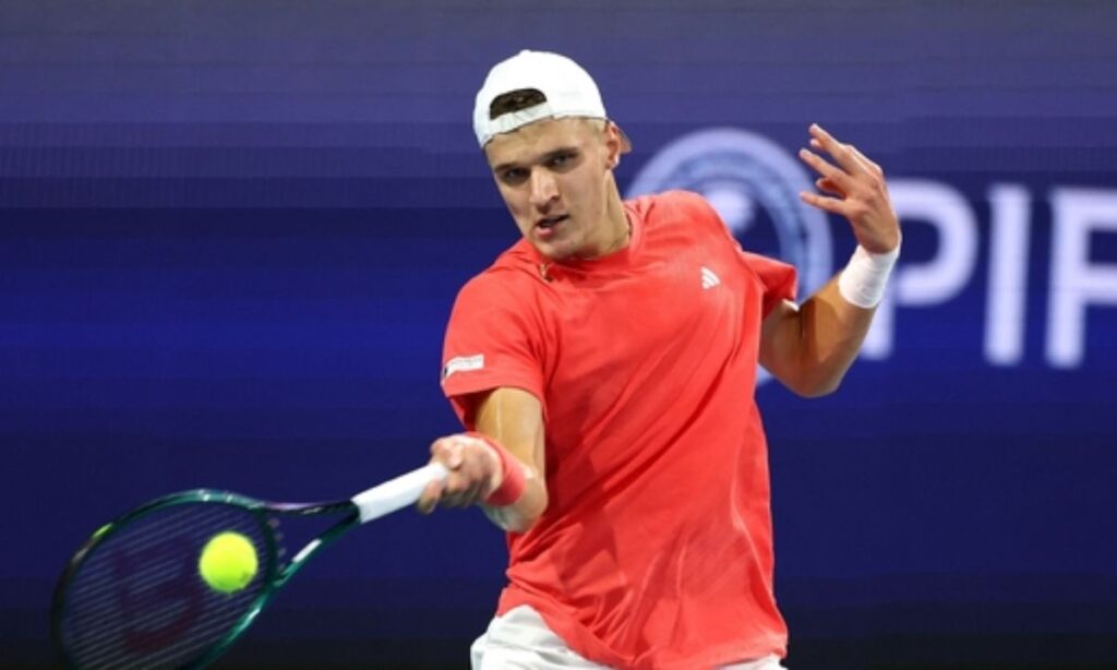 Jakub Mensik