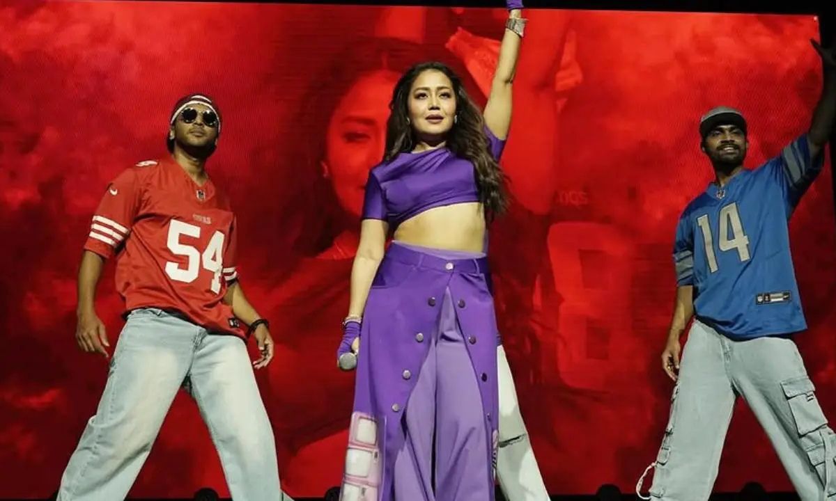 Neha Kakkar's Melbourne Concert Delay Sparks Mixed Reactions