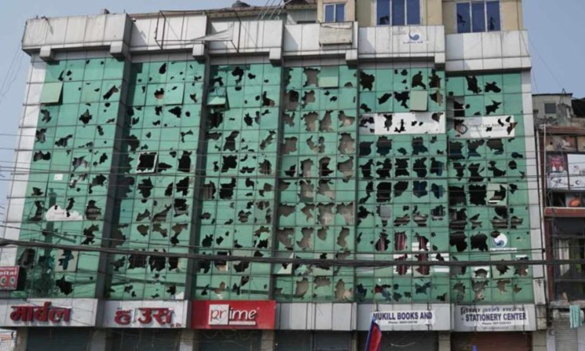 Tensions Escalate in Tinkune as Royalist Protesters Vandalize Private Property