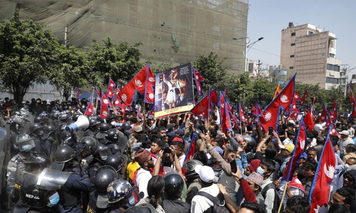 Update Clashes in Tinkune as Pro Monarchy Supporters Attempt to Breach Restricted Area