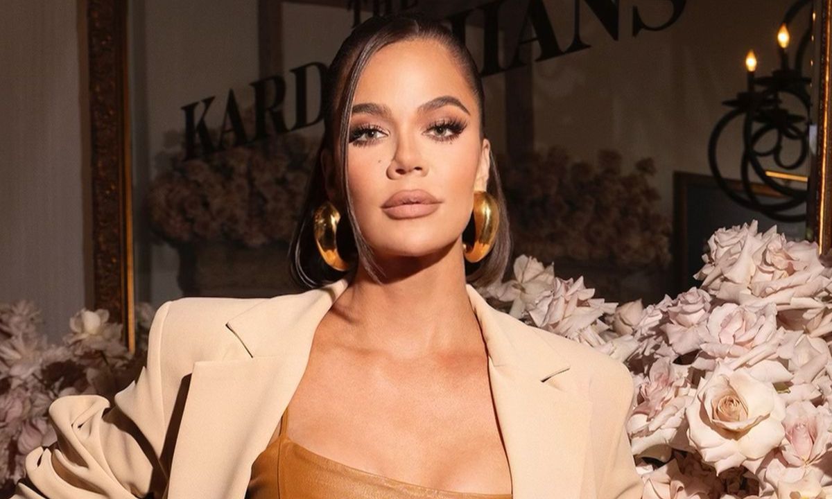 Khloé Kardashian Goes Beyond the Gates in New Hulu Reality Series