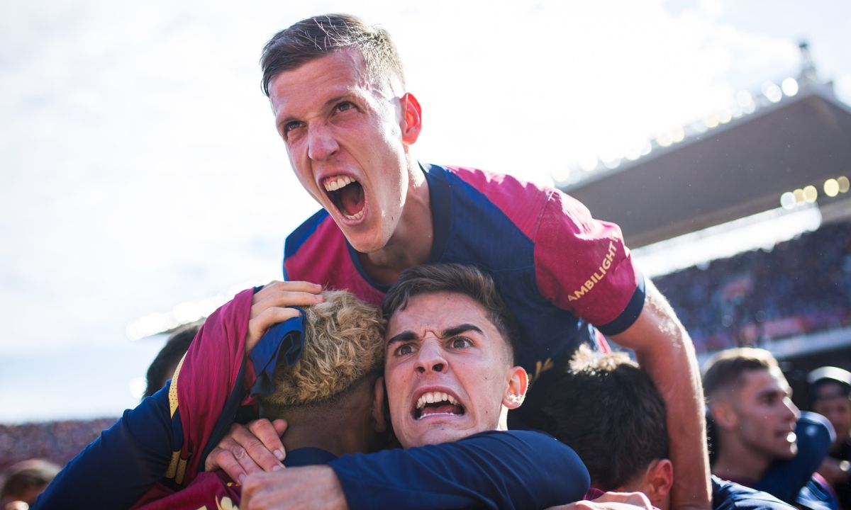 Barcelona Players Celebrating their Goal
