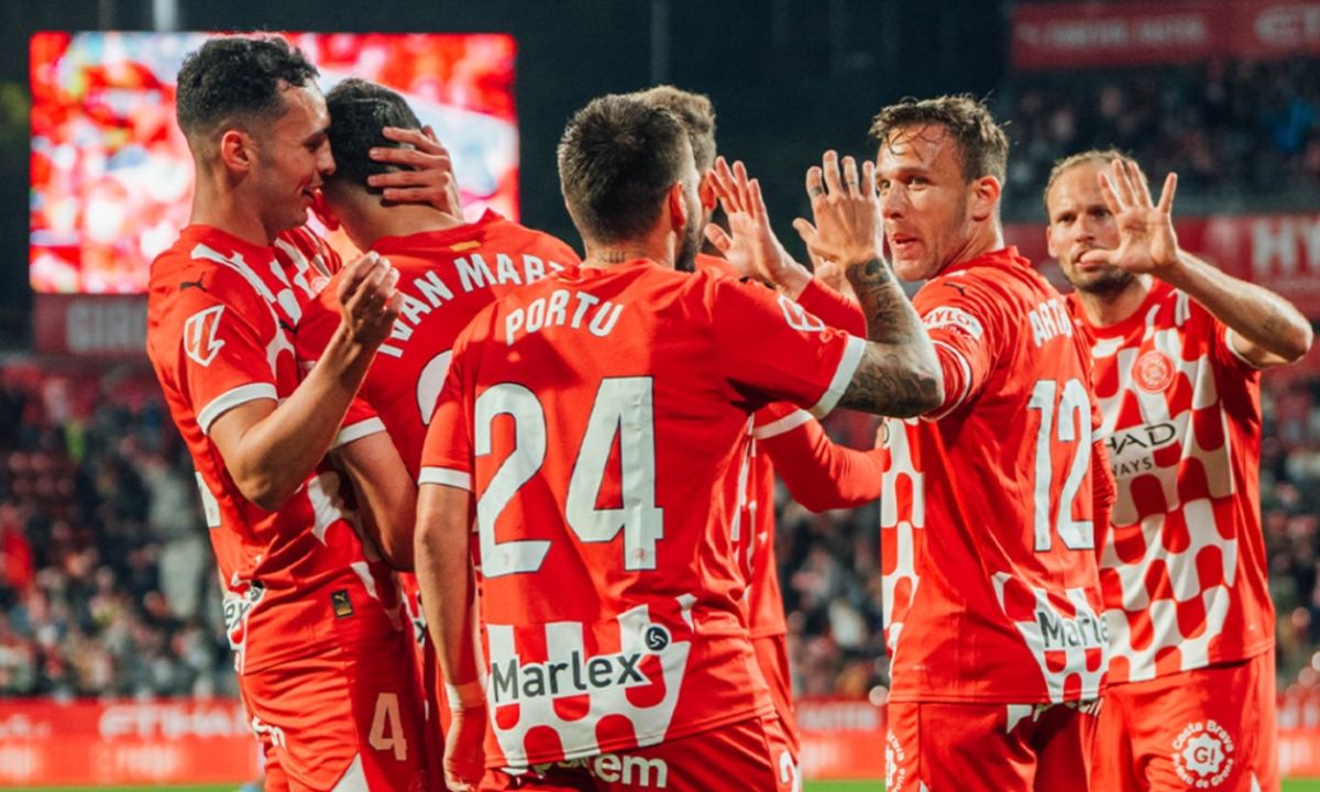 Girona Players Celebrating Goal