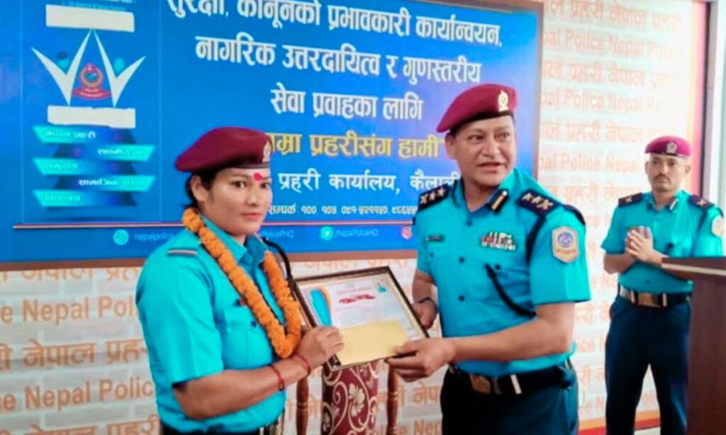 Hero Cop Chandrika Deuba Helps Woman Give Birth on the Street – Gets Honored