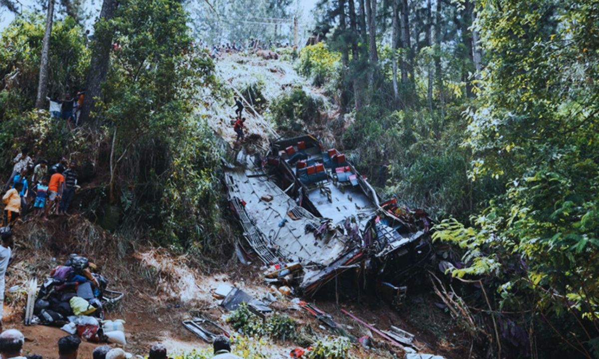 Sri Lanka, 21 Dead