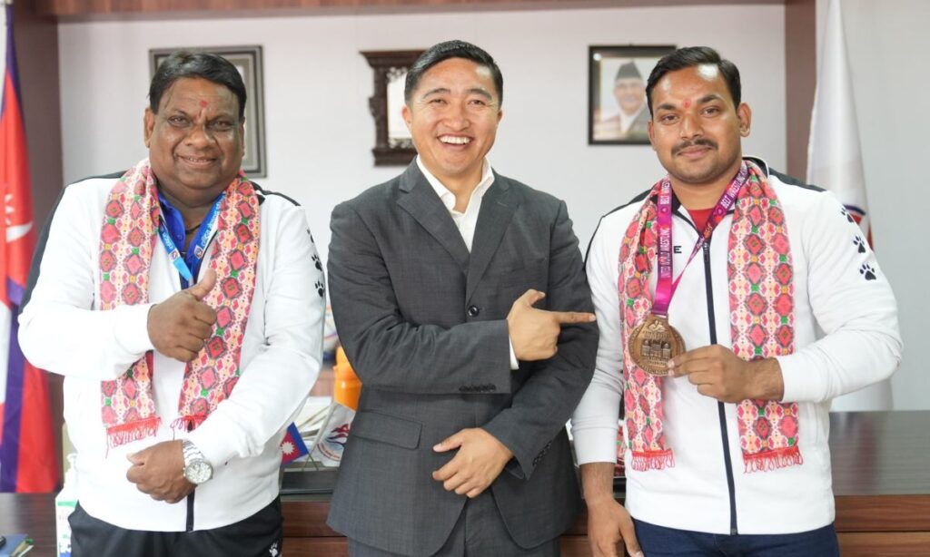 Suresh Chunar Honored by NSC Member-Secretary Ghising