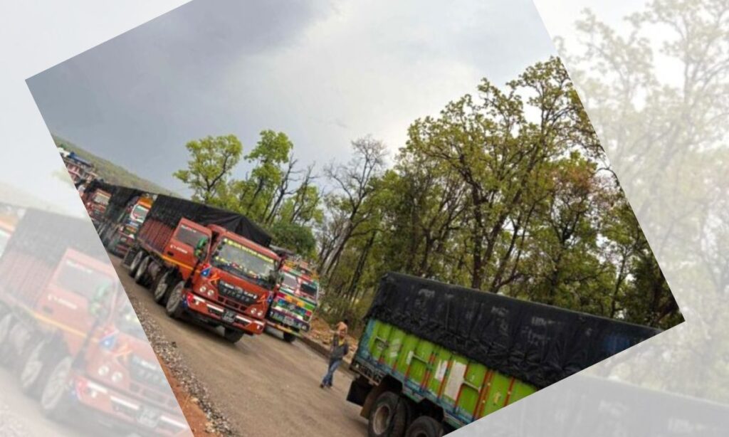Flood Damage Disrupts Dumkibas–Daunne Section of Mahendra Highway