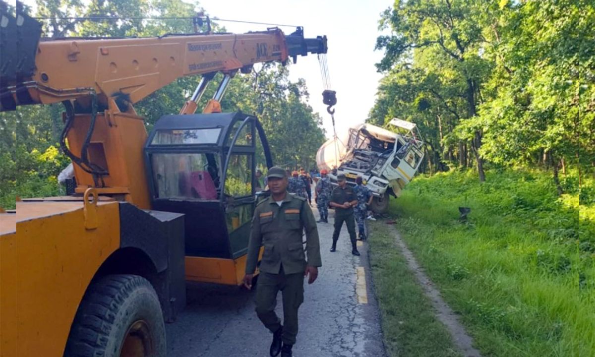 Gas bullet and truck accident in Chitwan's Tikauli jungle, two injured