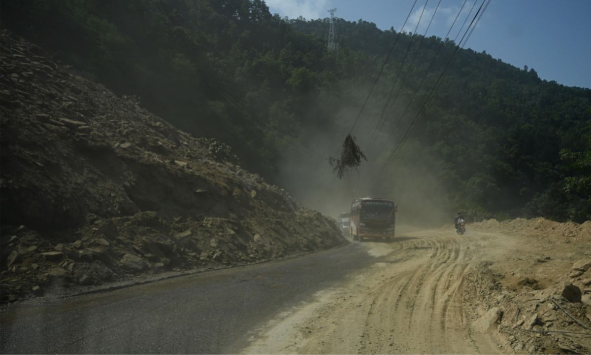 Nagdhunga-Naubise Road to Remain Closed for 5 More Days