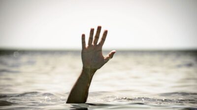 drown
