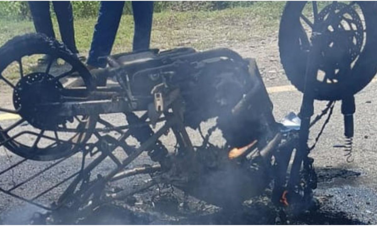Pickup-Motorcycle Collision Injures 5 in Sarlahi, One Critically Burned