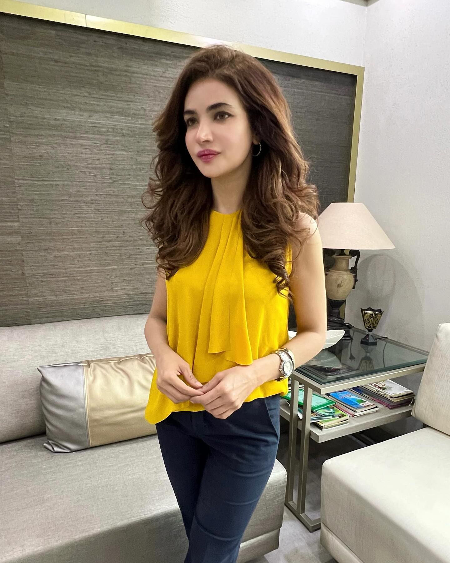 humairaaliofficial 1727688613 3468425940651224389 1210748155